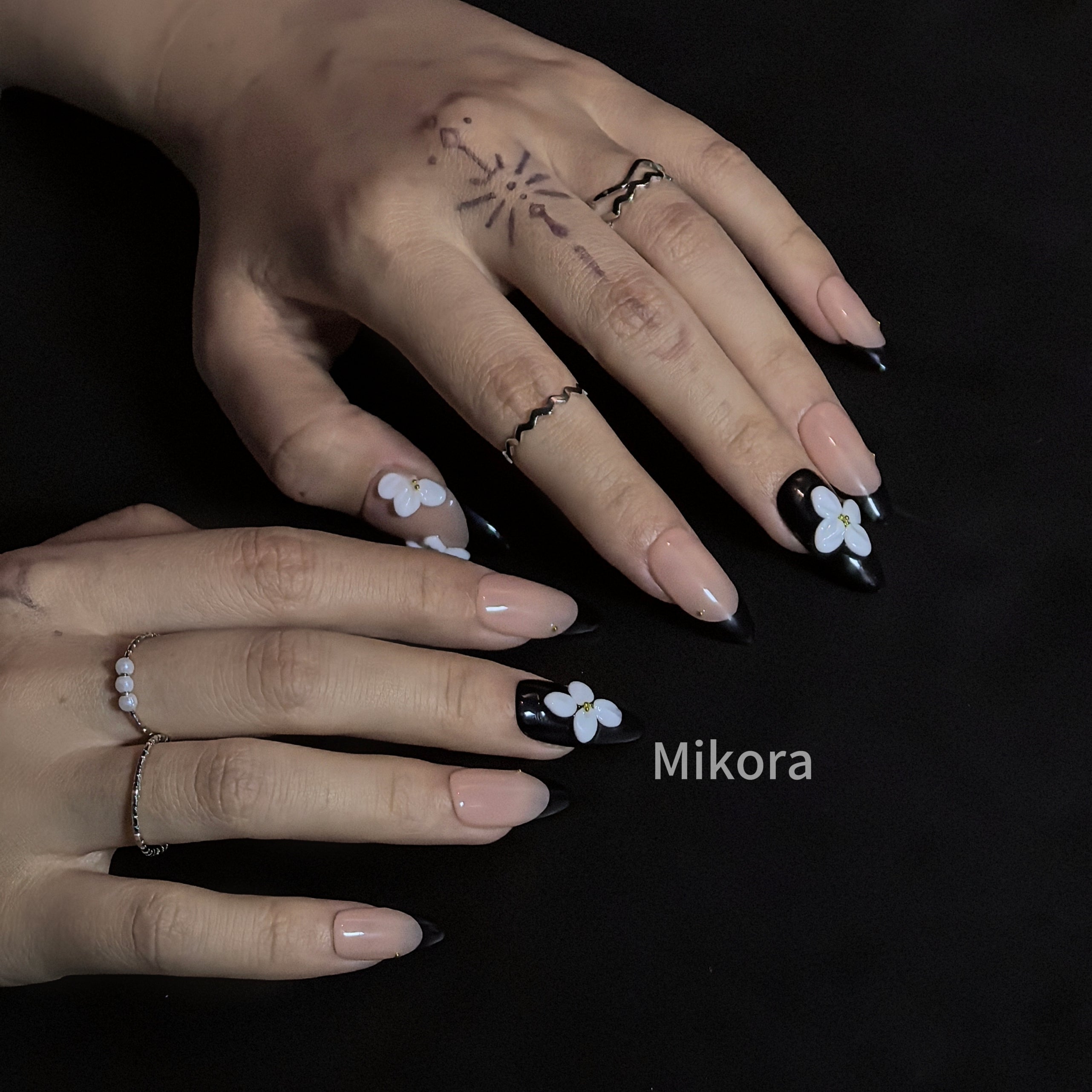 Süße und coole Blumendesigns – Press-on-Nägel 