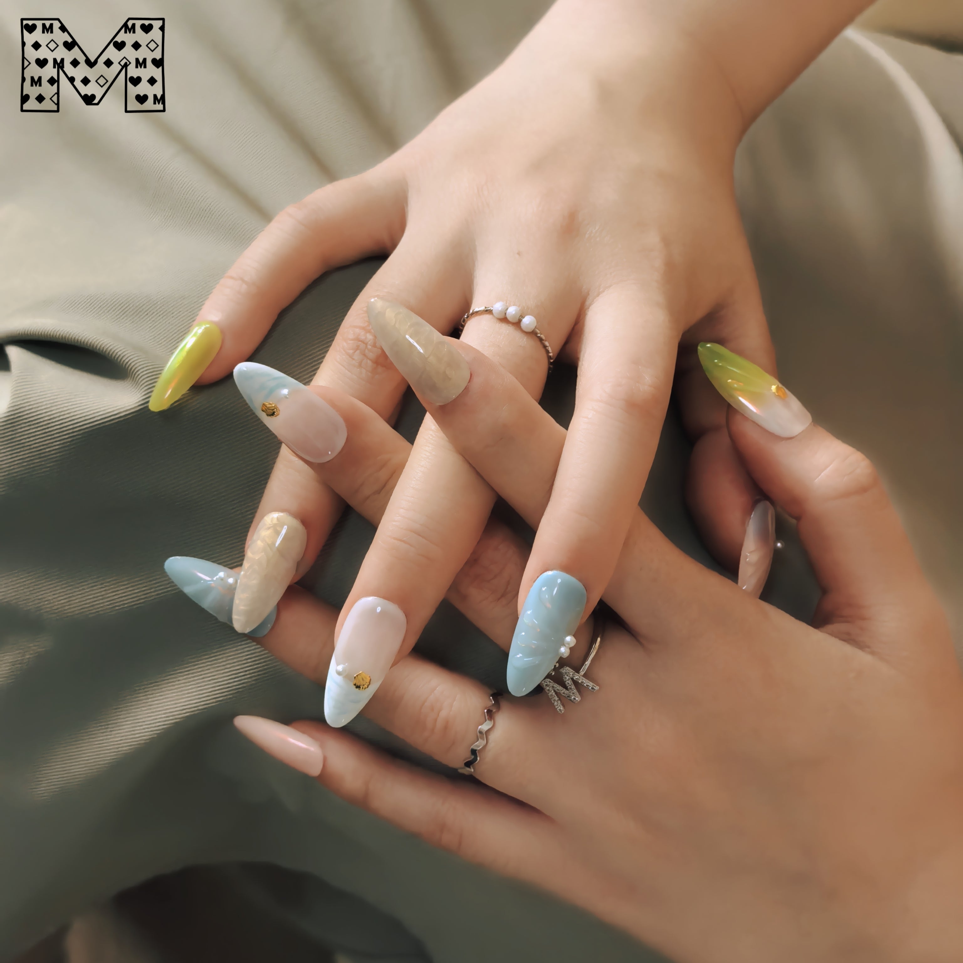 Bunte und verträumte Nail Art Sticker 