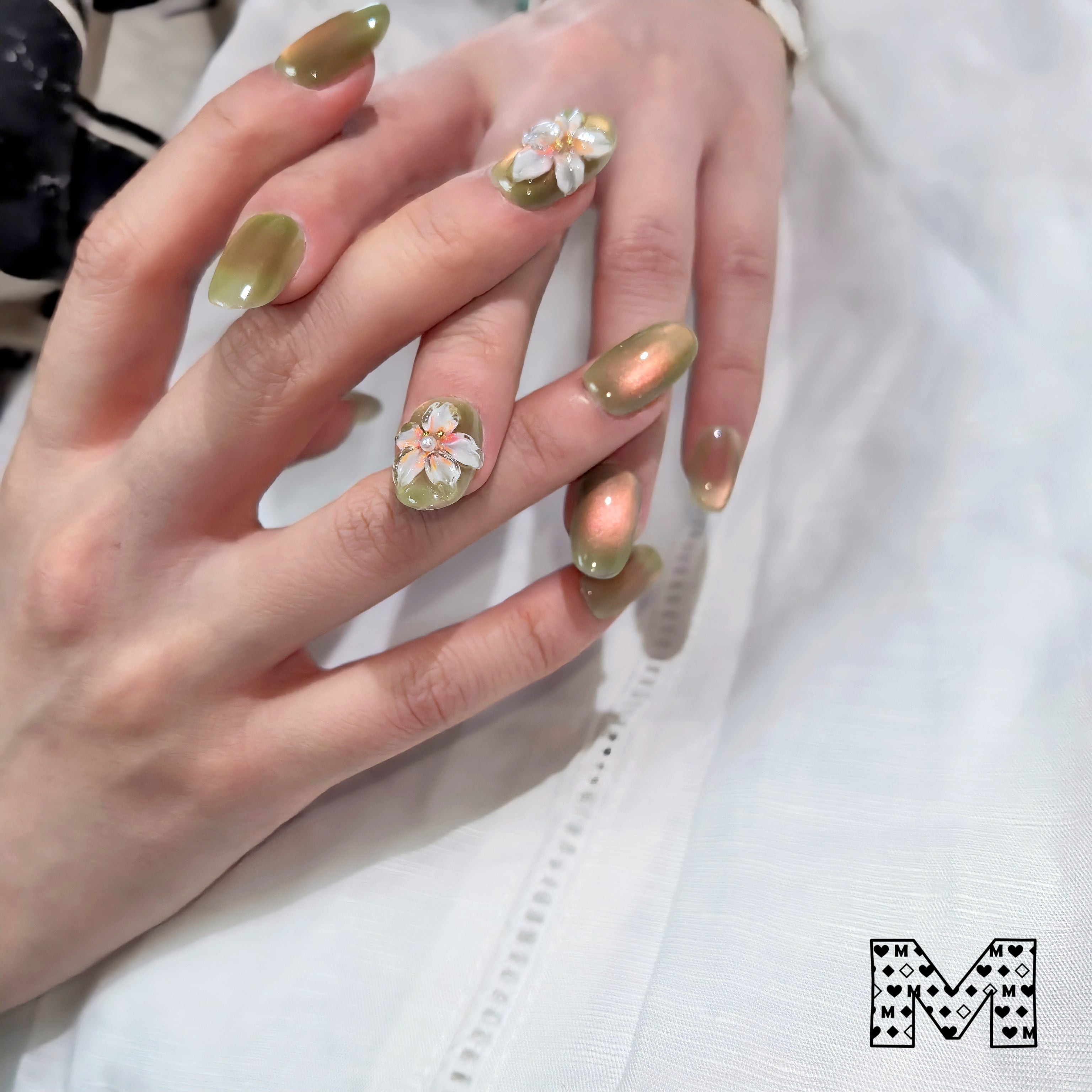 Nagelsticker mit Farbverlauf in Nude-Pink 